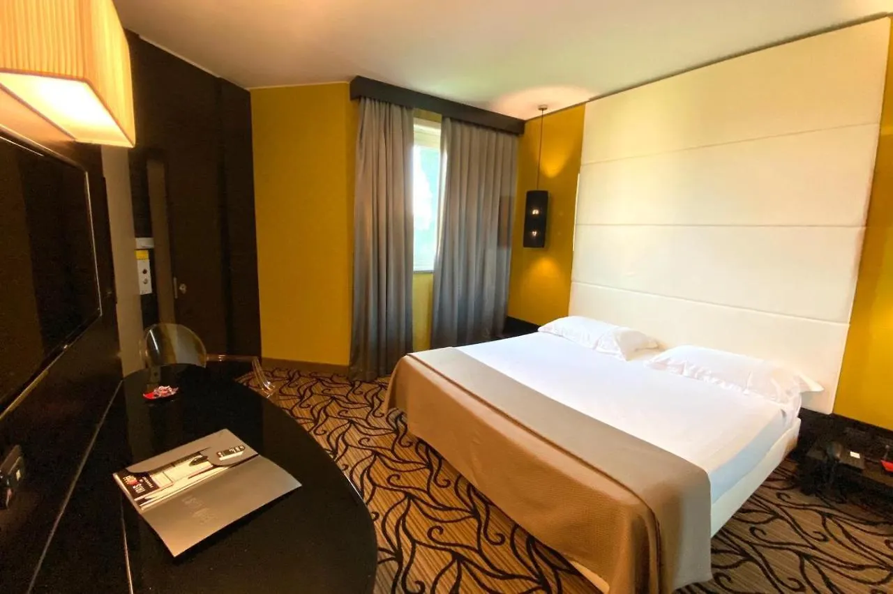 Iris Hotel Erbusco 4*,